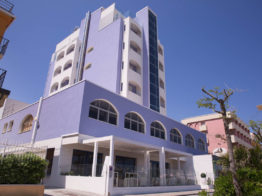 AOUT ET SEPTEMBRE L'HÔTEL ALEXANDRA: Rabais jusqu'à 20%